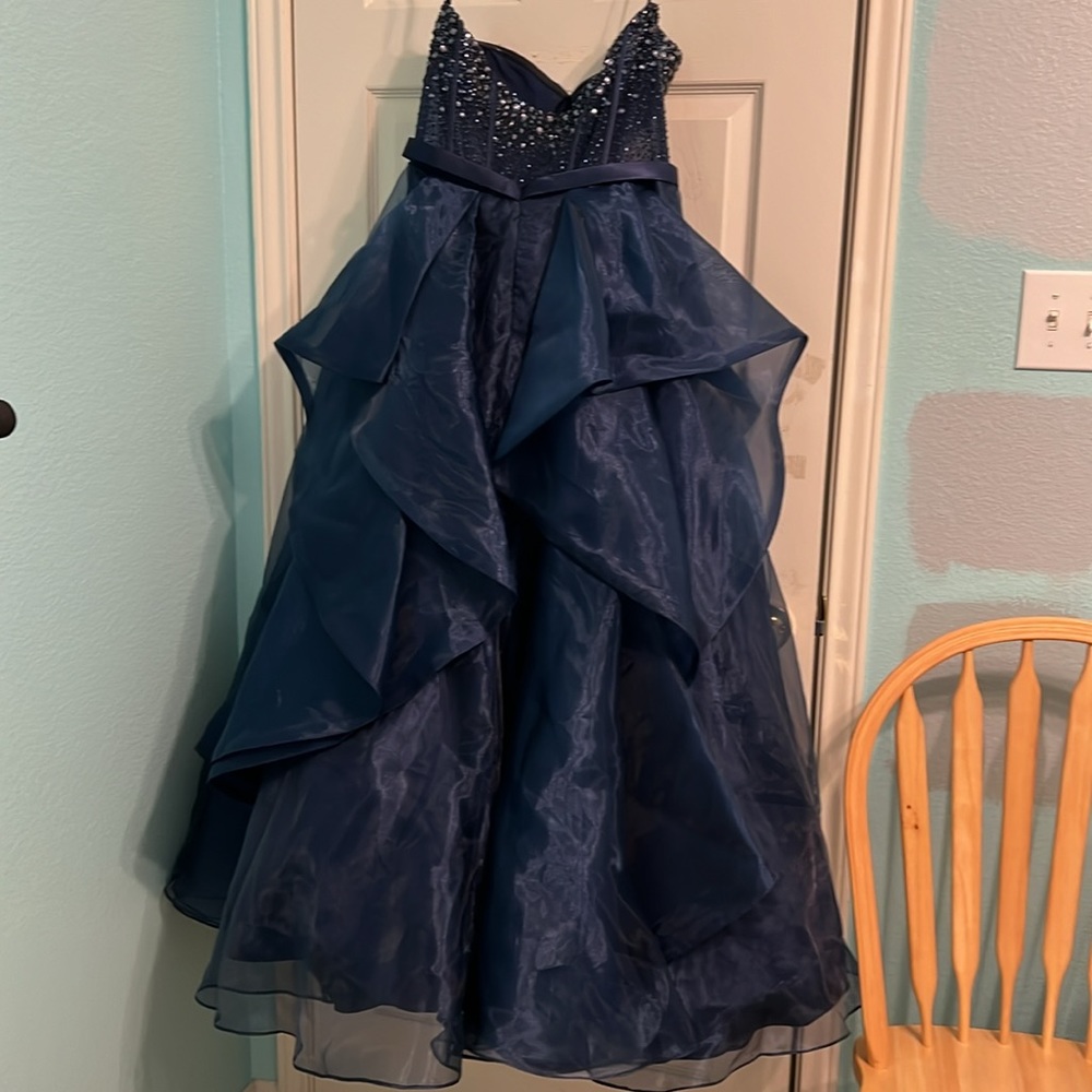 Formal Chiffon Gown Cascading Ruffles - Picture 8 of 9